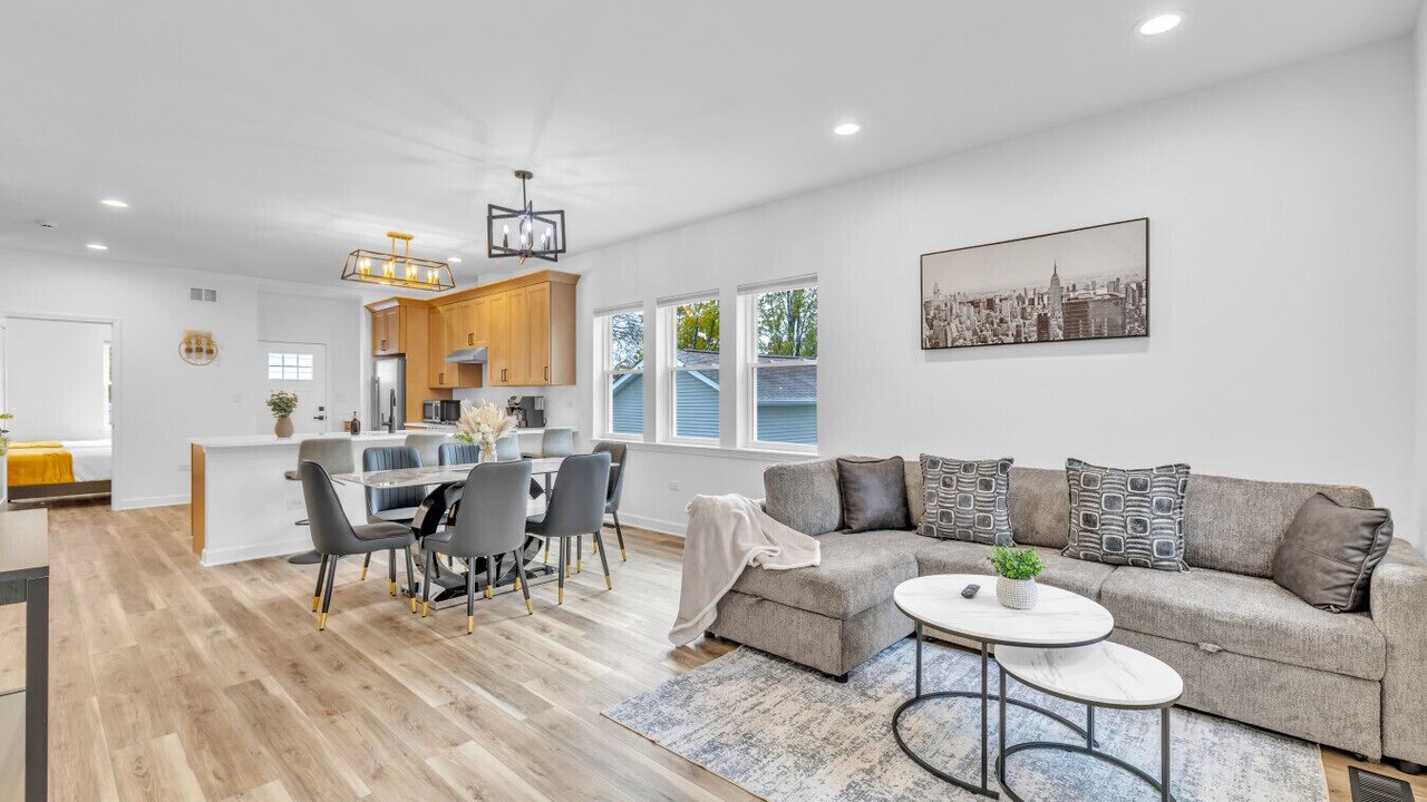 Photo of Livingroom in Elgin