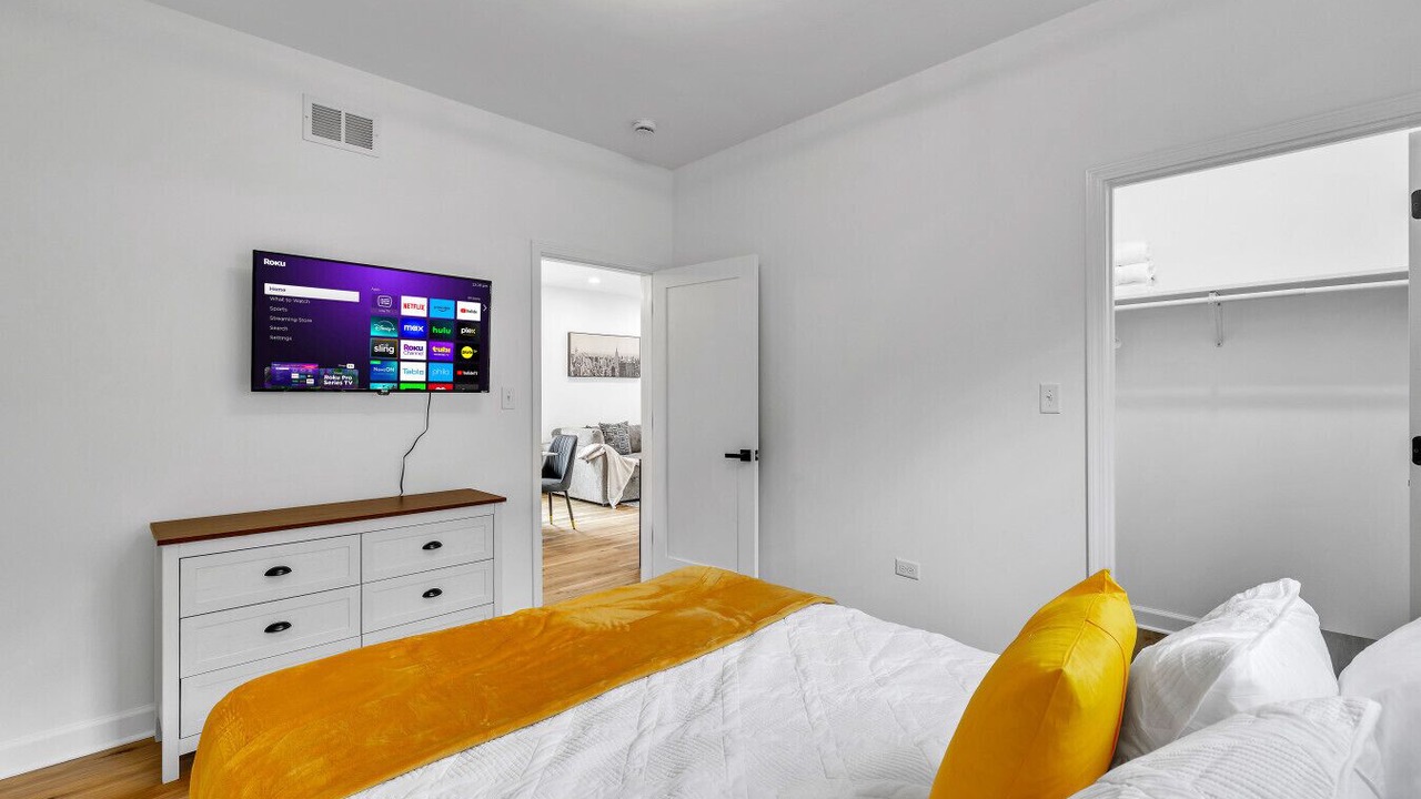 Photo of Bedroom in Elgin