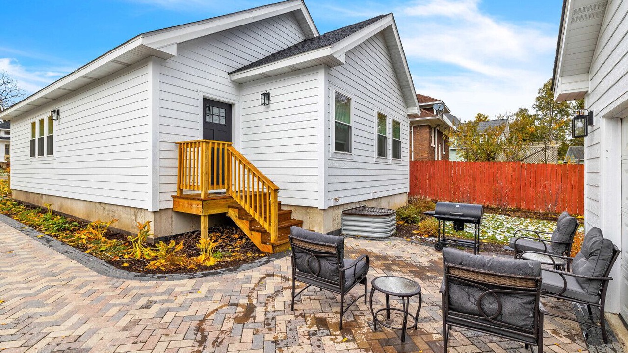 Photo of Patio Balcony in Elgin