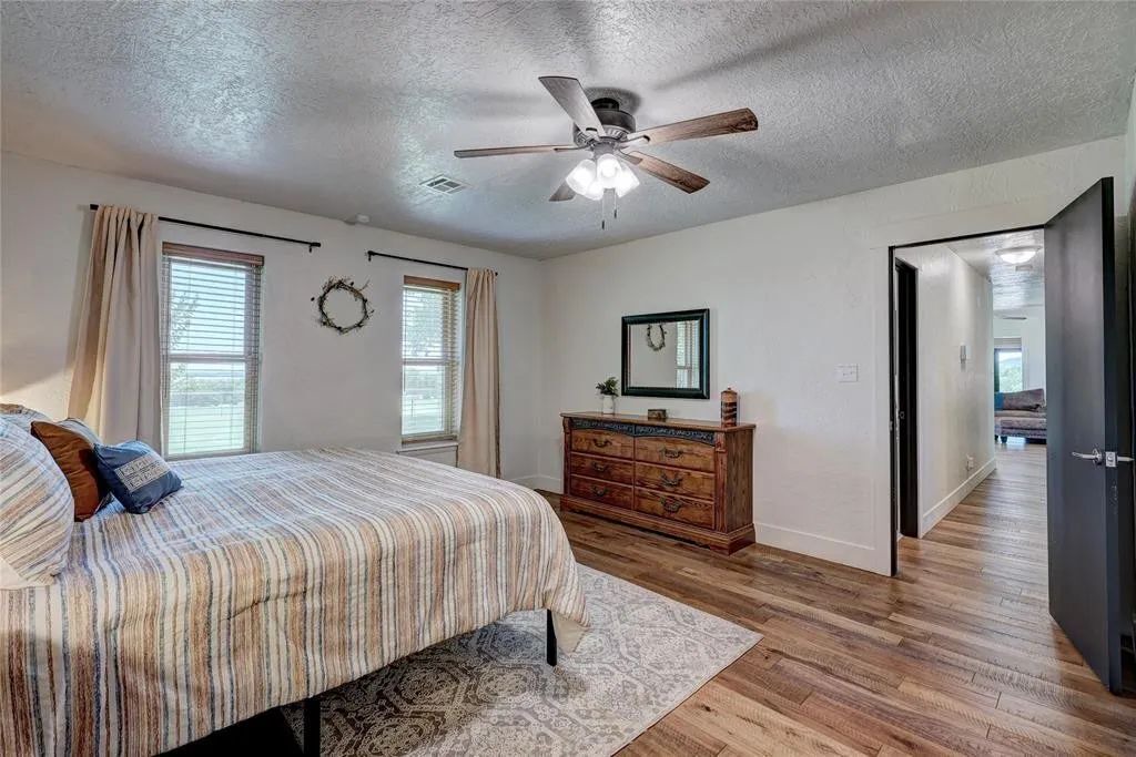 Photo of Bedroom in Lawton