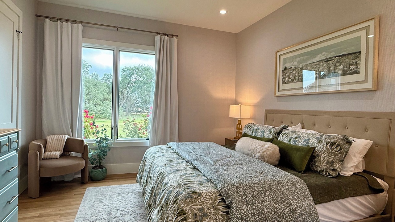 Photo of Bedroom in Round Top