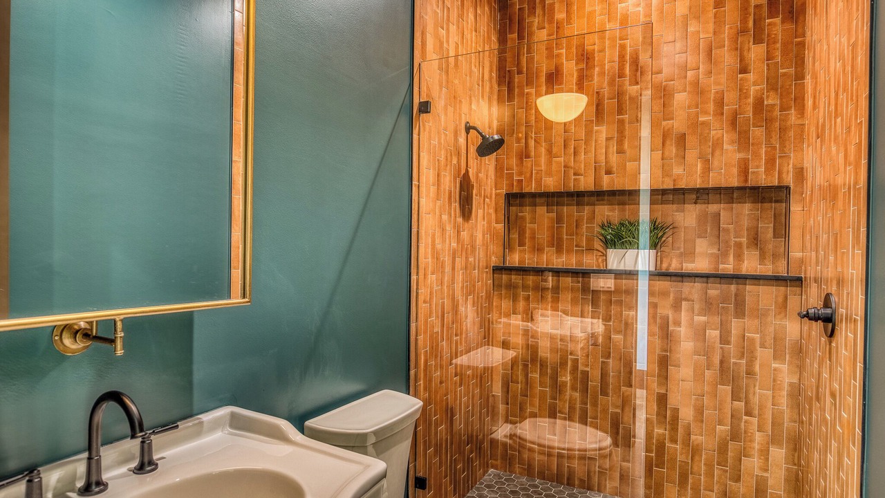 Photo of Bathroom in Round Top