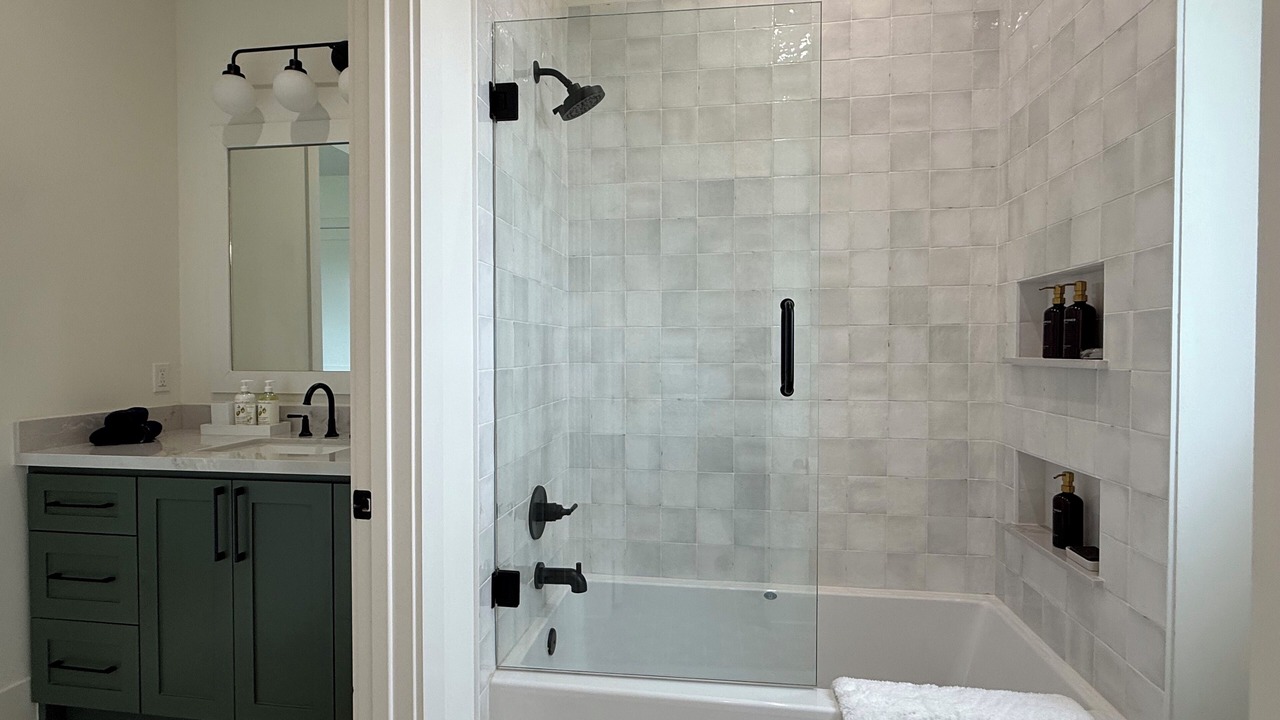 Photo of Bathroom in Round Top