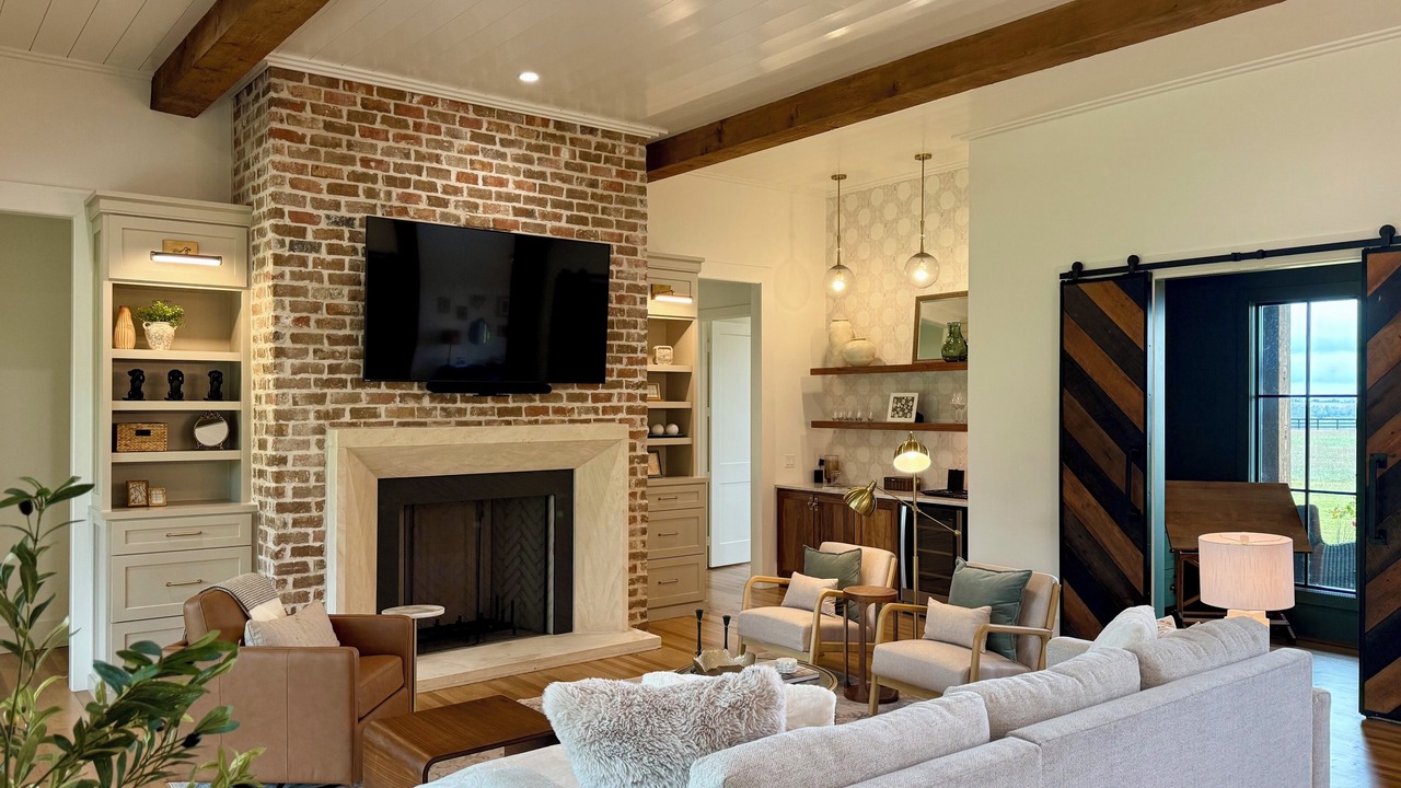Photo of Livingroom in Round Top