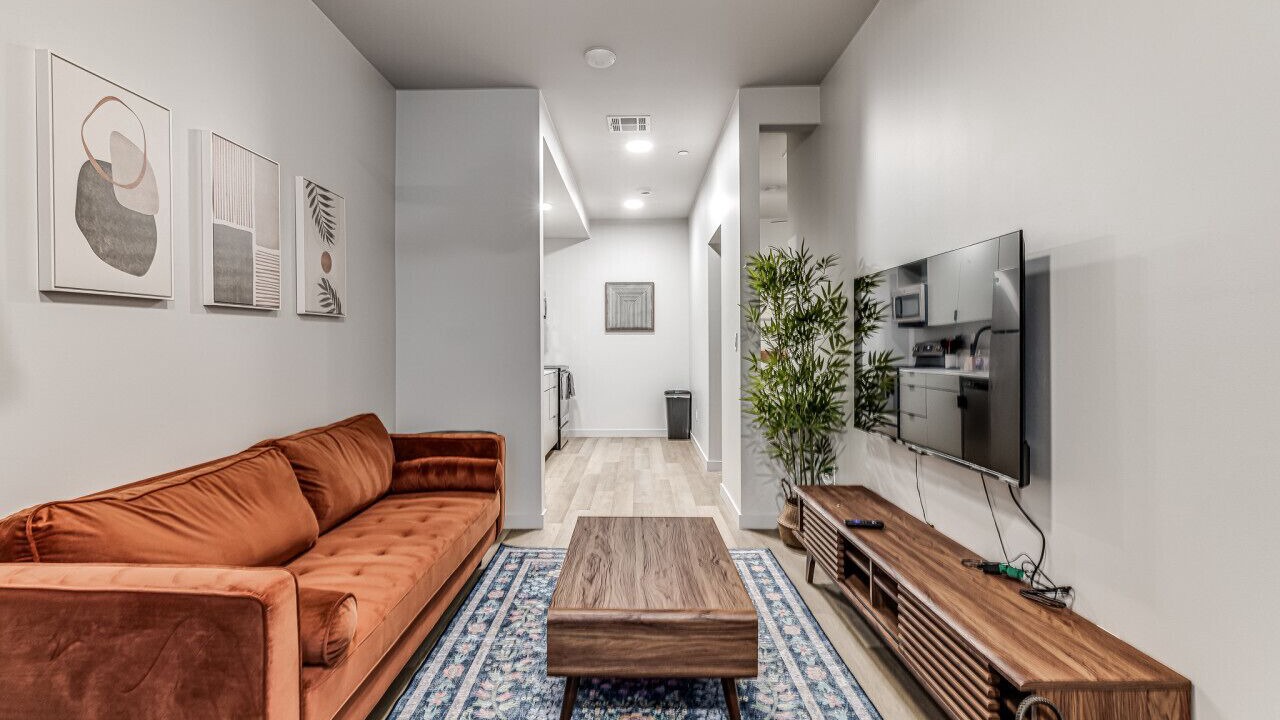 Photo of Livingroom in Midtown