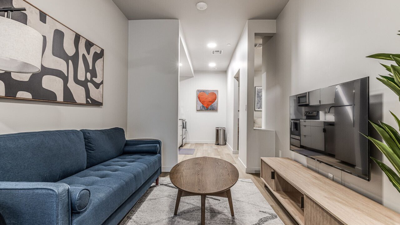 Photo of Livingroom in Midtown
