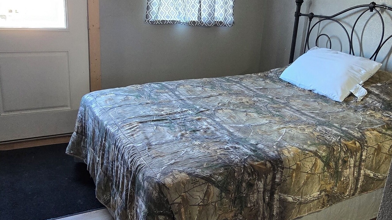 Photo of Bedroom in Macomb