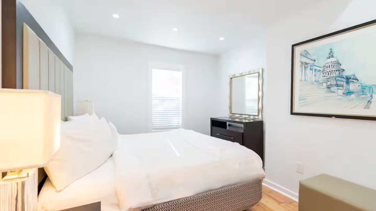 Photo of Bedroom in Northwest