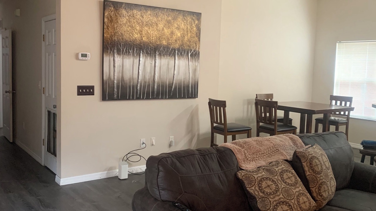 Photo of Livingroom in Lake City