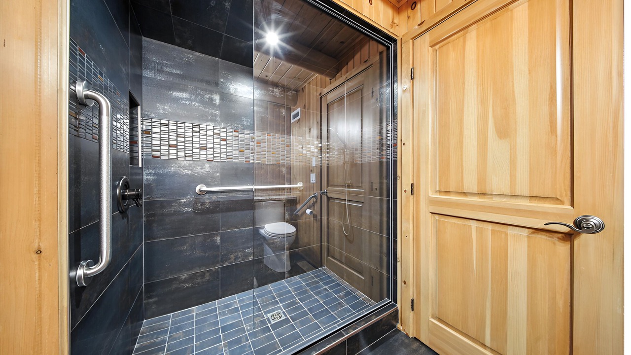 Photo of Bathroom in Saint-Rene
