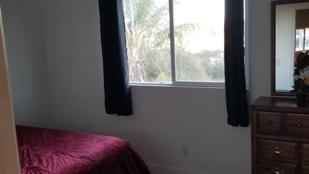 Photo of Bedroom in Winter Gardens