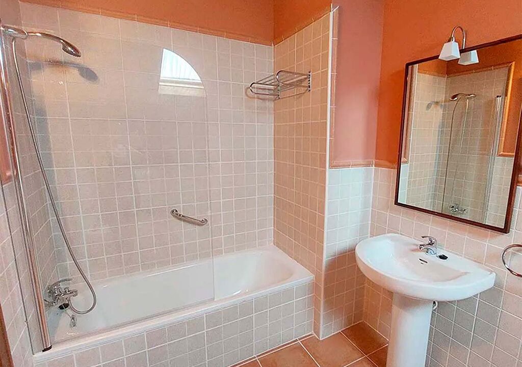 Photo of Bathroom in Badaguas