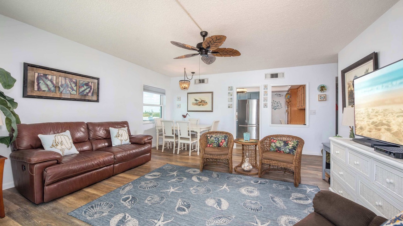 Photo of Livingroom in South Patrick Shores