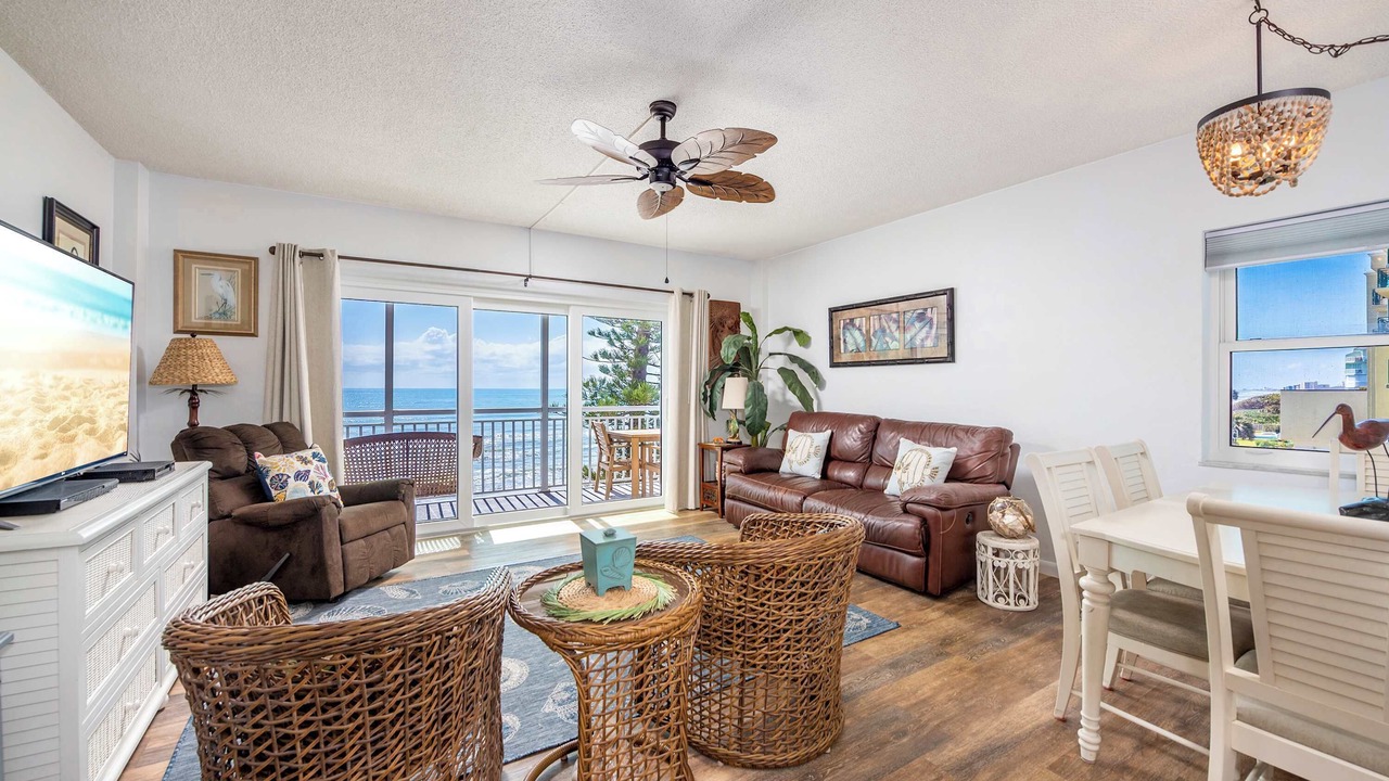 Photo of Livingroom in South Patrick Shores