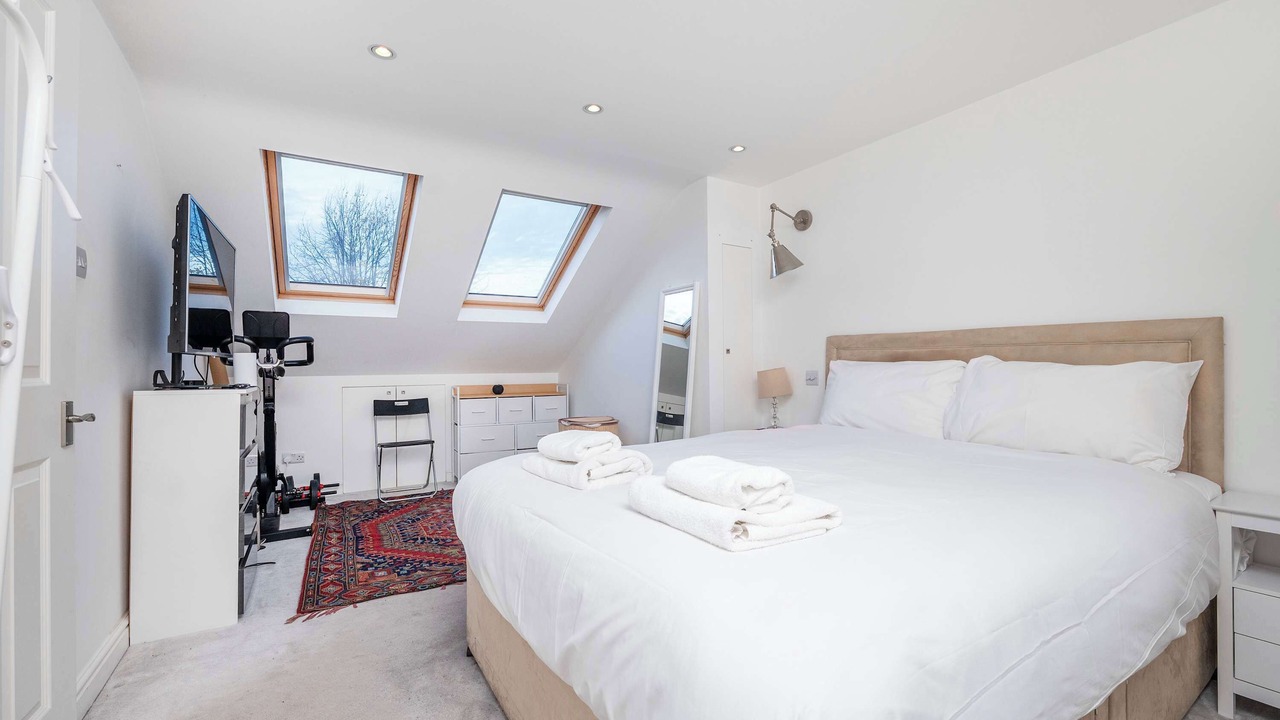 Photo of Bedroom in Askew