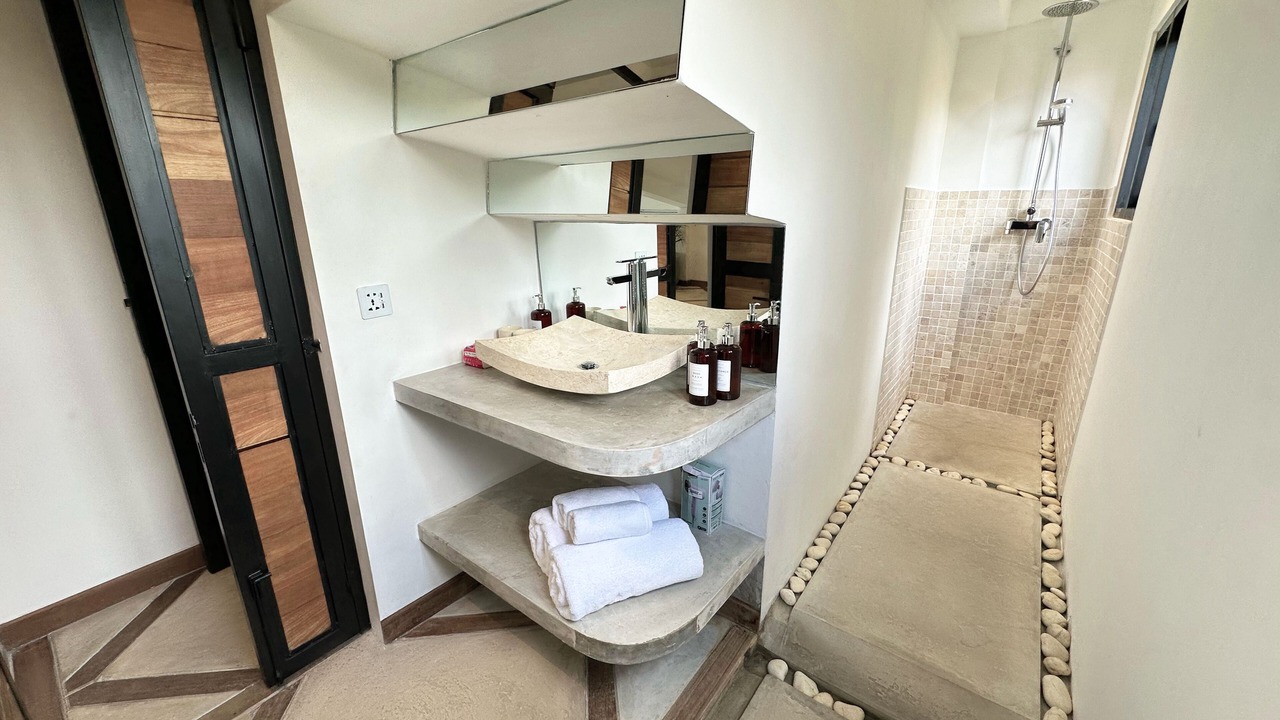 Photo of Bathroom in Batu Bolong