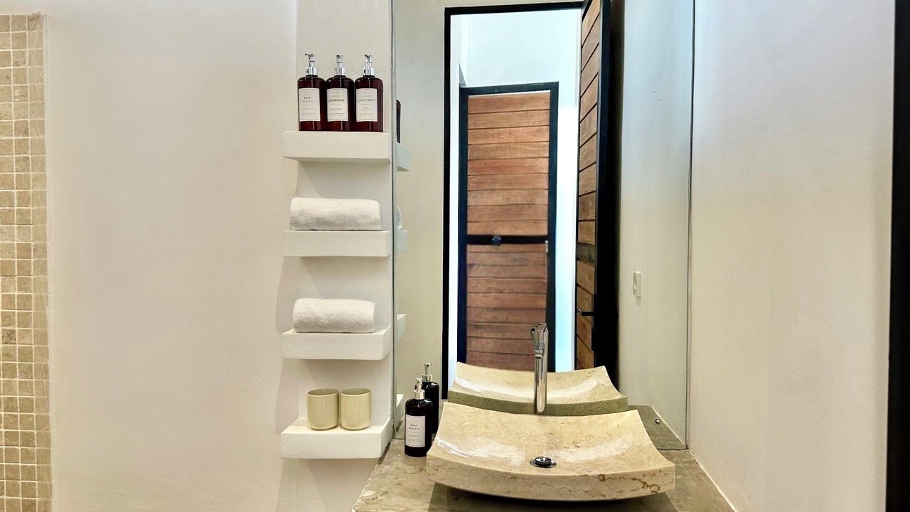 Photo of Bathroom in Batu Bolong