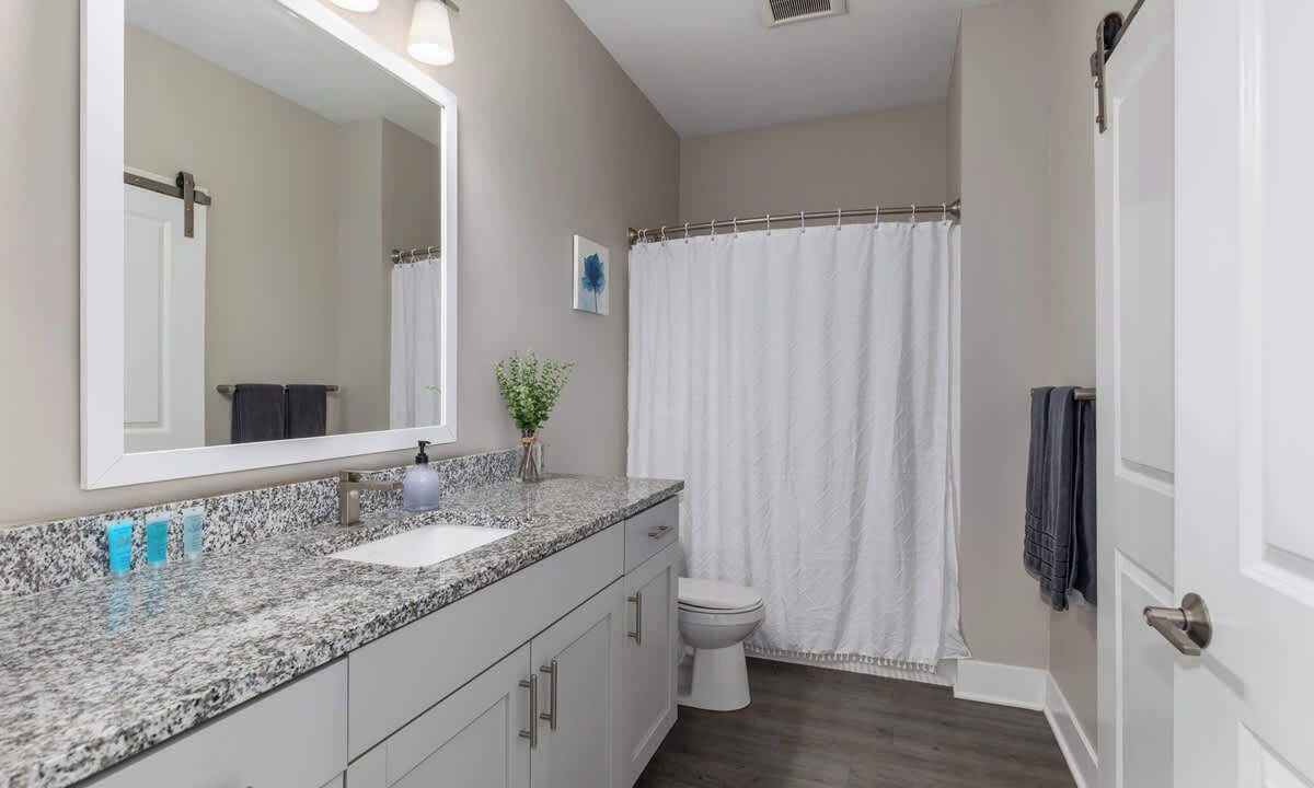 Photo of Bathroom in Grandville