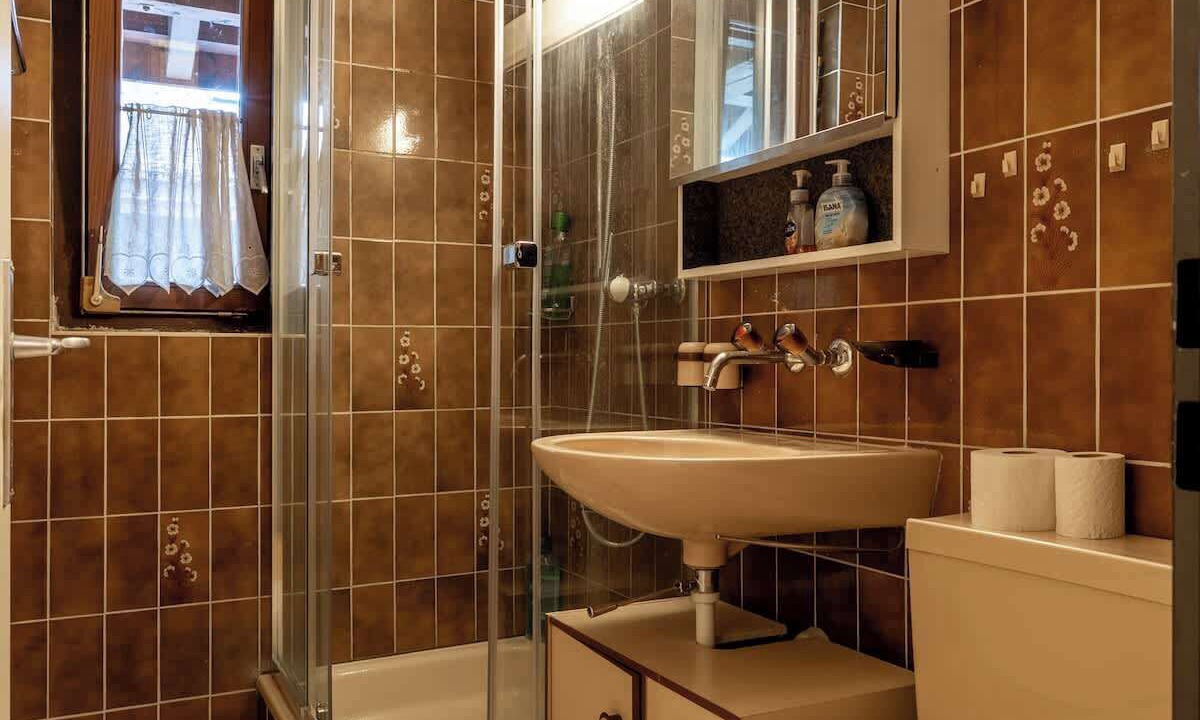 Photo of Bathroom in Nuegg