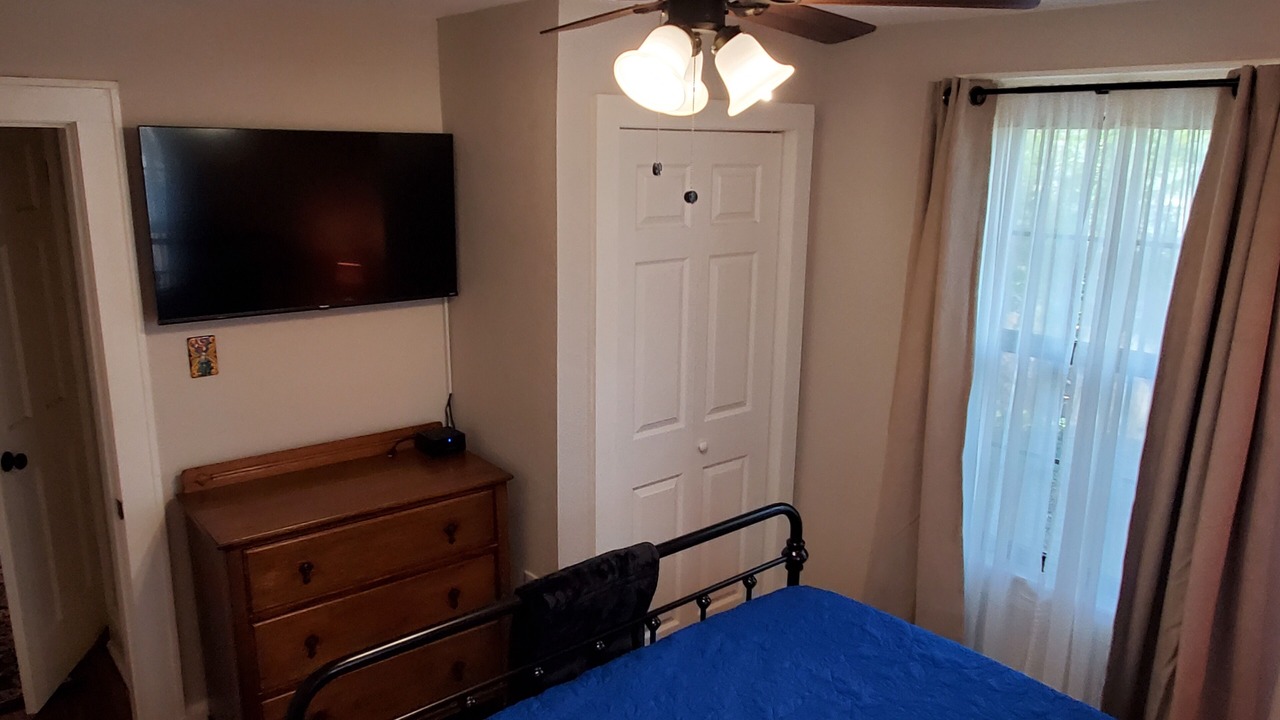 Photo of Bedroom in Weatherford