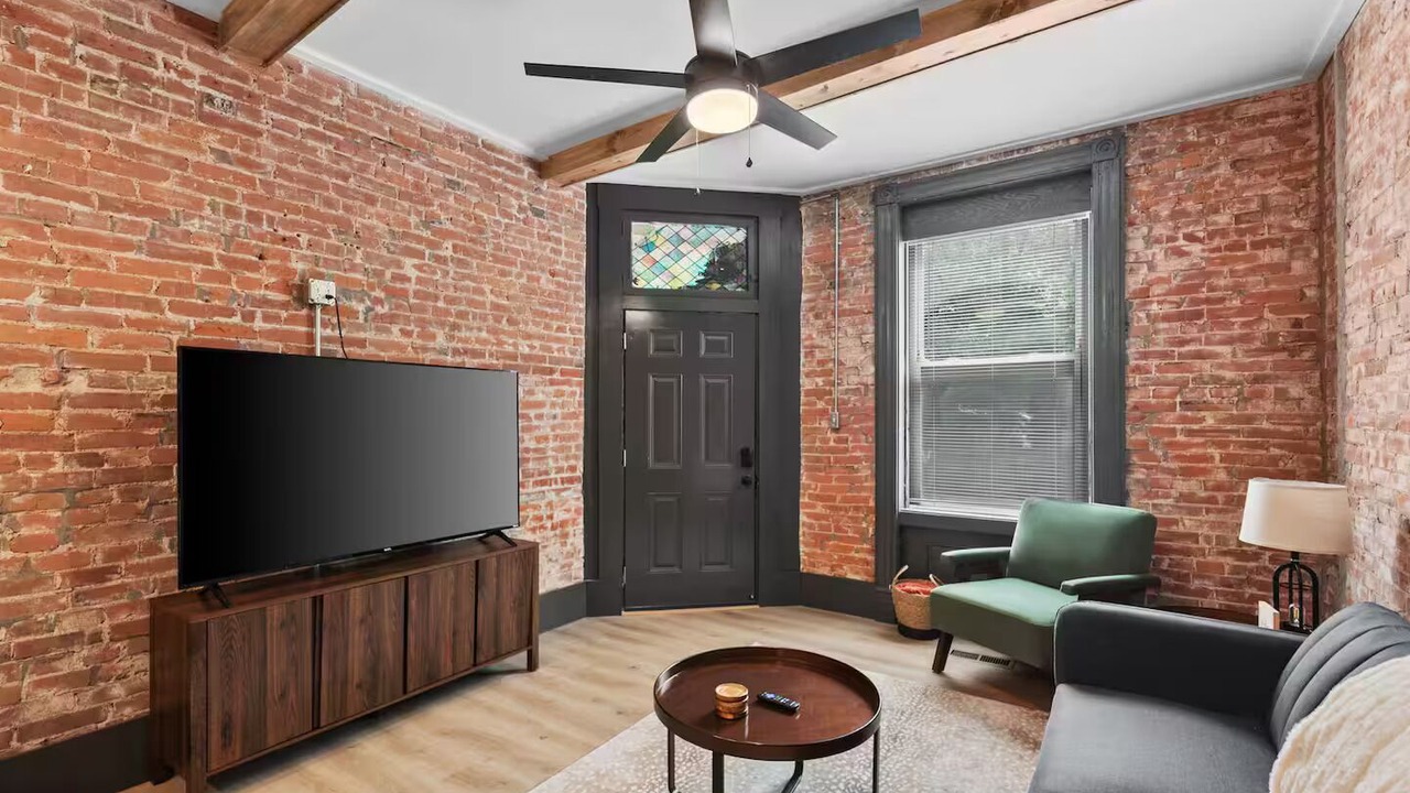 Photo of Livingroom in Soulard