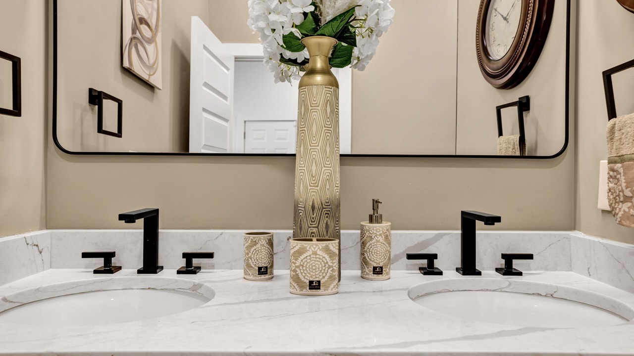 Photo of Bathroom in Forest Park