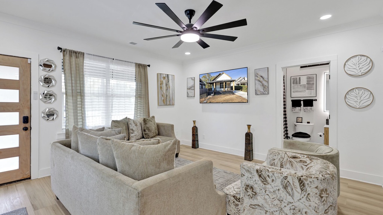 Photo of Livingroom in Forest Park