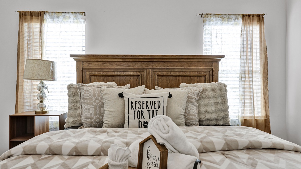 Photo of Bedroom in Forest Park