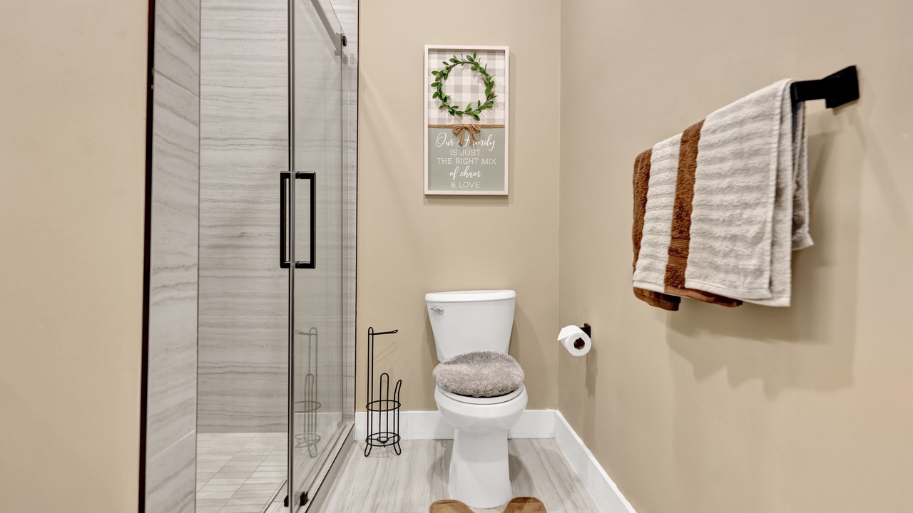 Photo of Bathroom in Forest Park