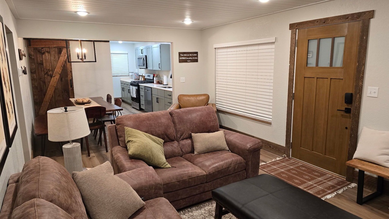 Photo of Livingroom in Thermopolis