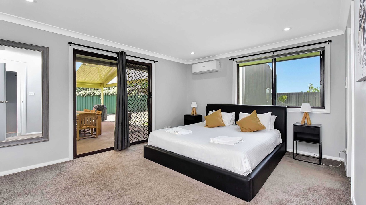 Photo of Bedroom in Duckenfield