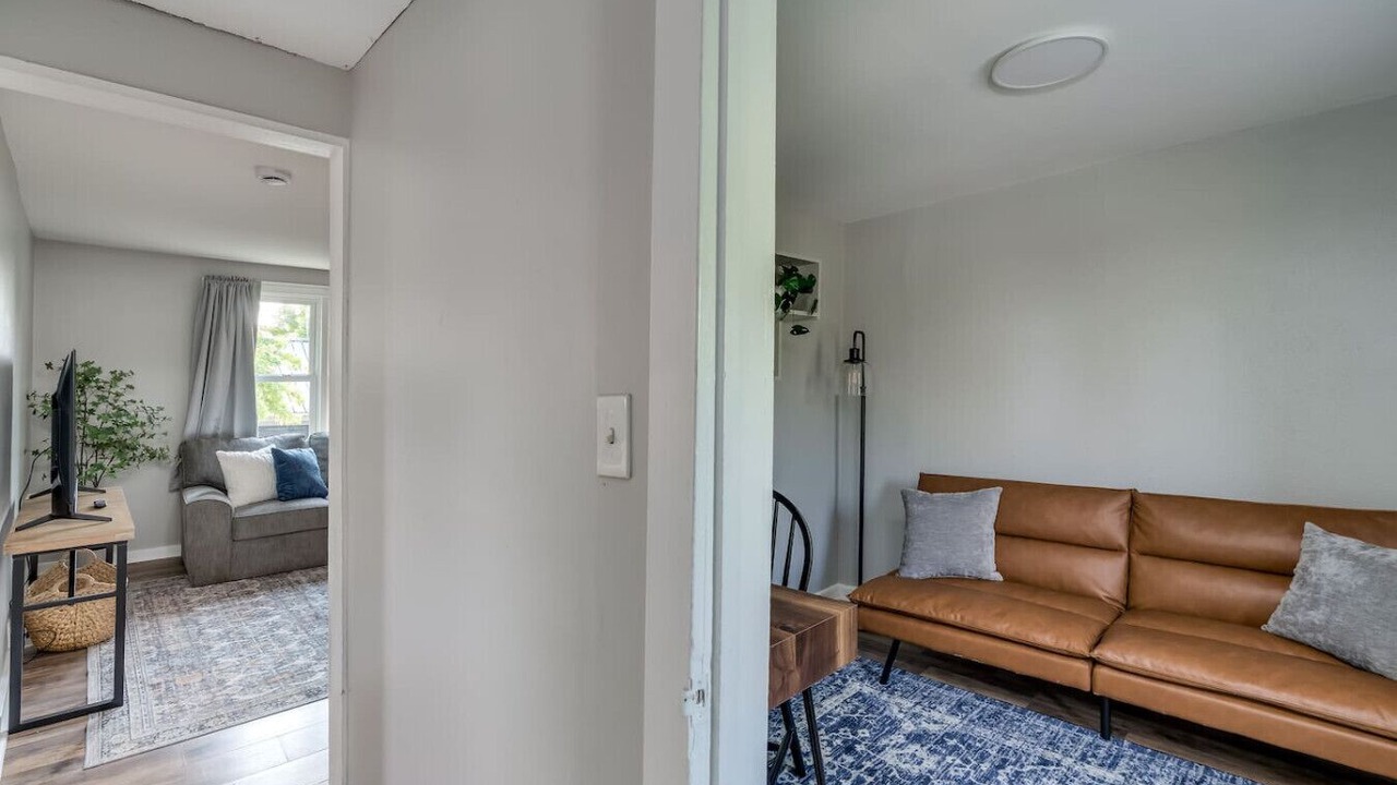 Photo of Livingroom in Watertown