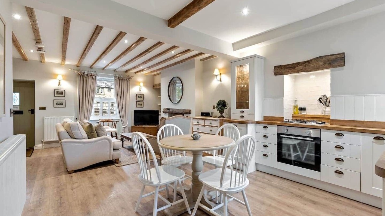 Photo of Others in Eshton