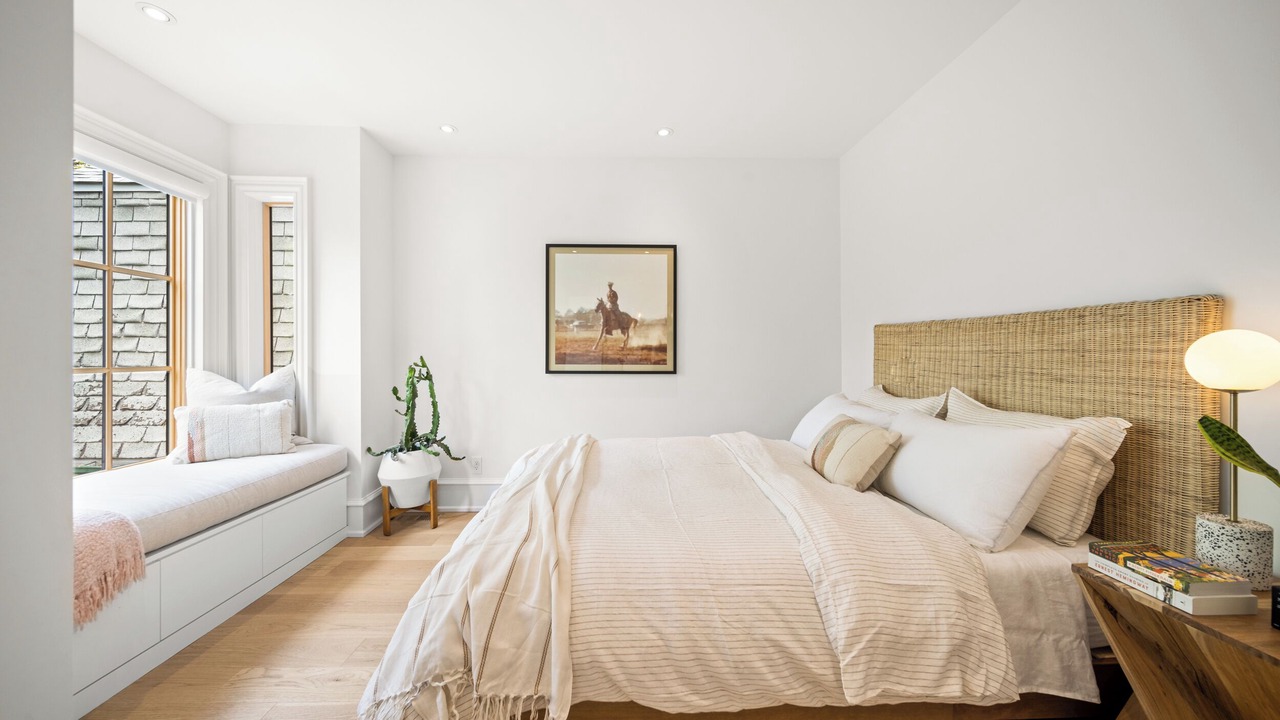 Photo of Bedroom in The Beaches