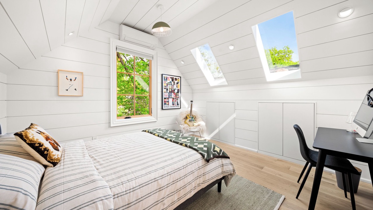 Photo of Bedroom in The Beaches