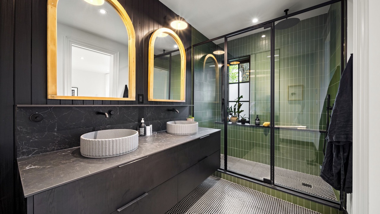Photo of Bathroom in The Beaches