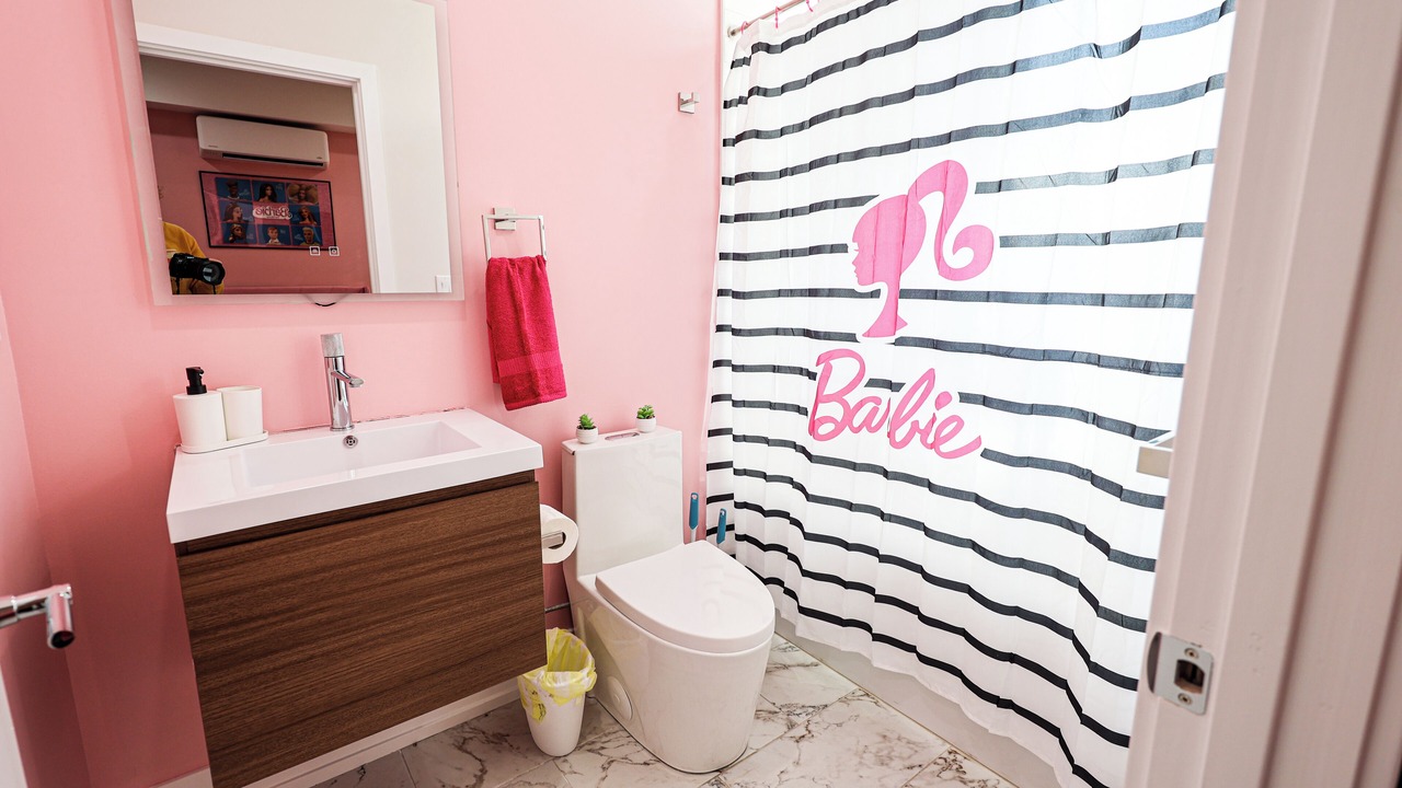 Photo of Bathroom in East Parkside