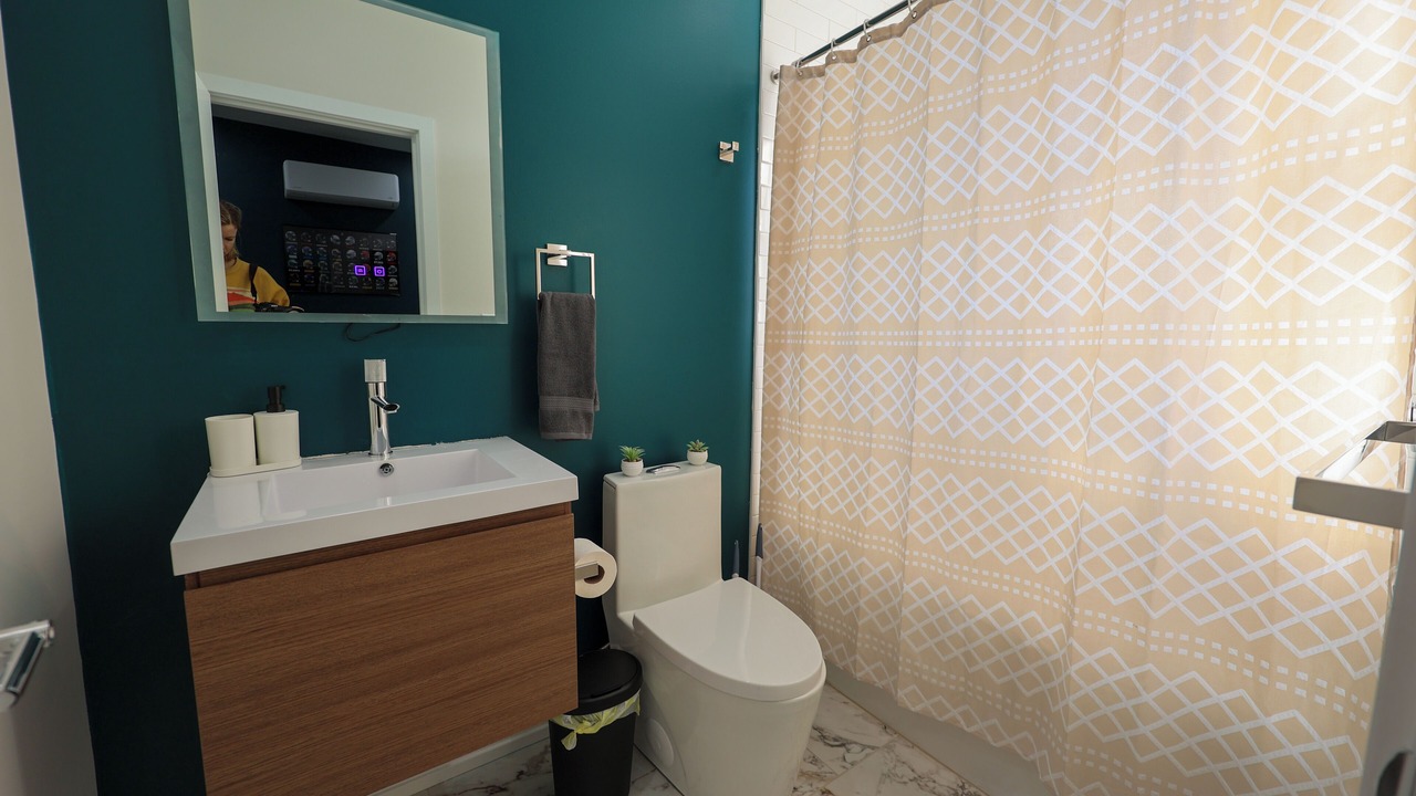 Photo of Bathroom in East Parkside
