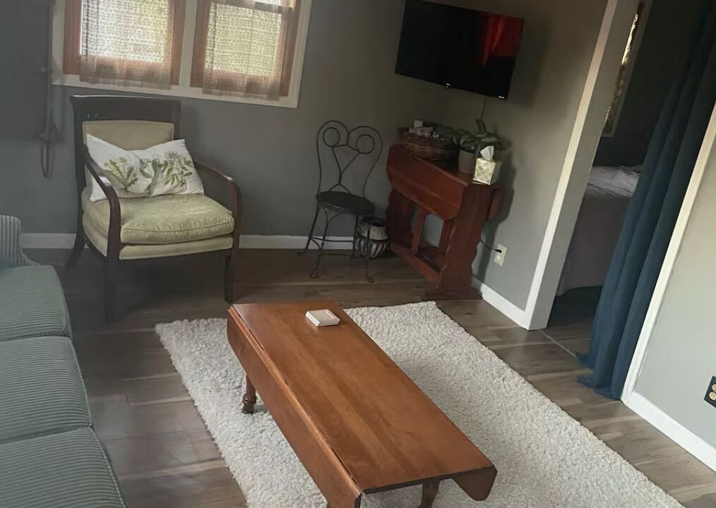 Photo of Livingroom in Madison