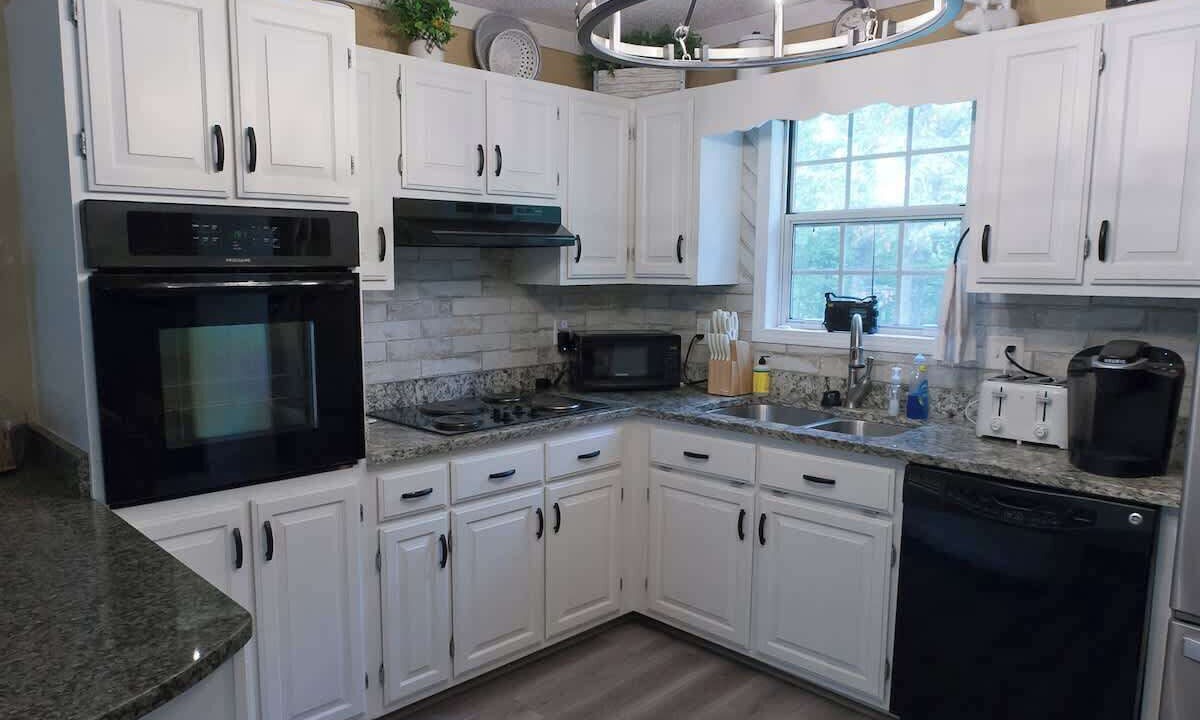 Photo of Kitchen in Idlewild
