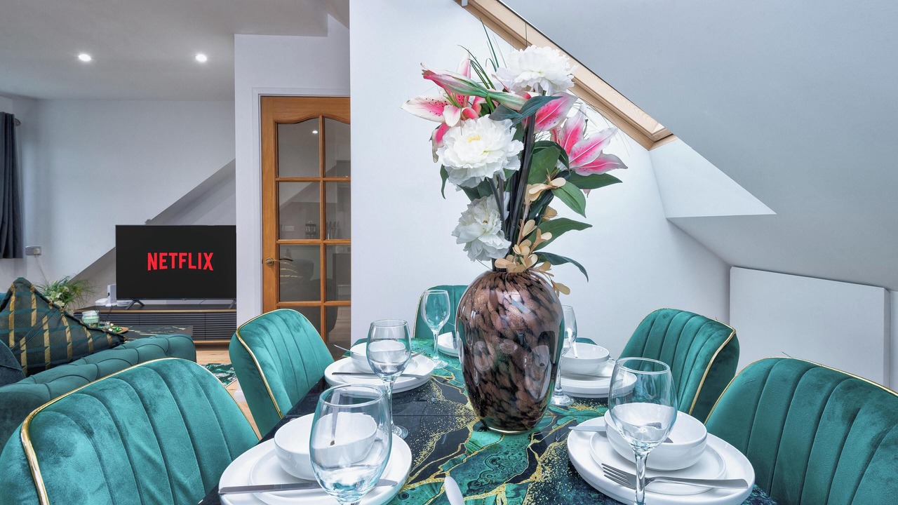 Photo of Others in Dagenham