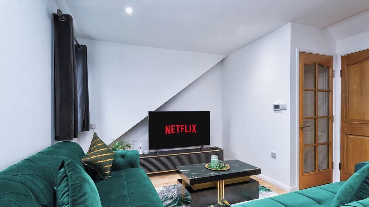 Photo of Livingroom in Dagenham