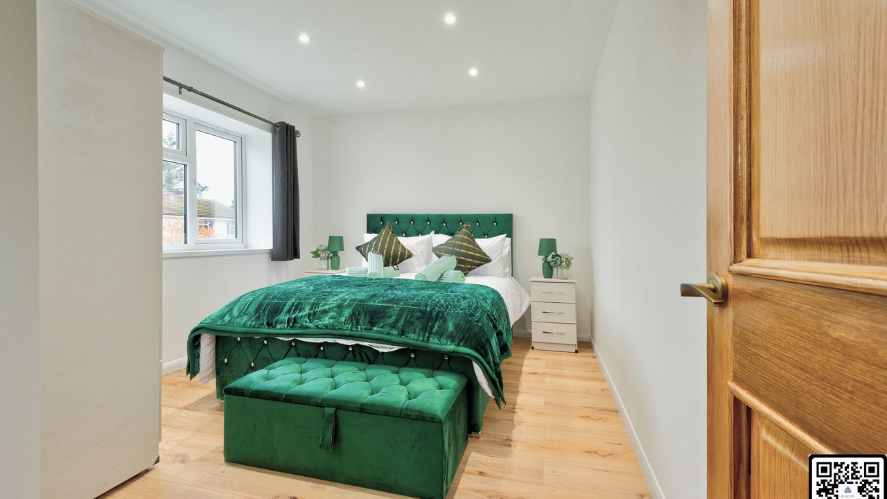 Photo of Bedroom in Dagenham