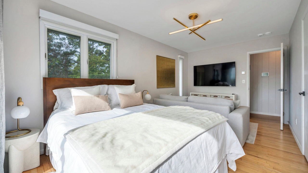 Photo of Bedroom in Shinnecock Hills