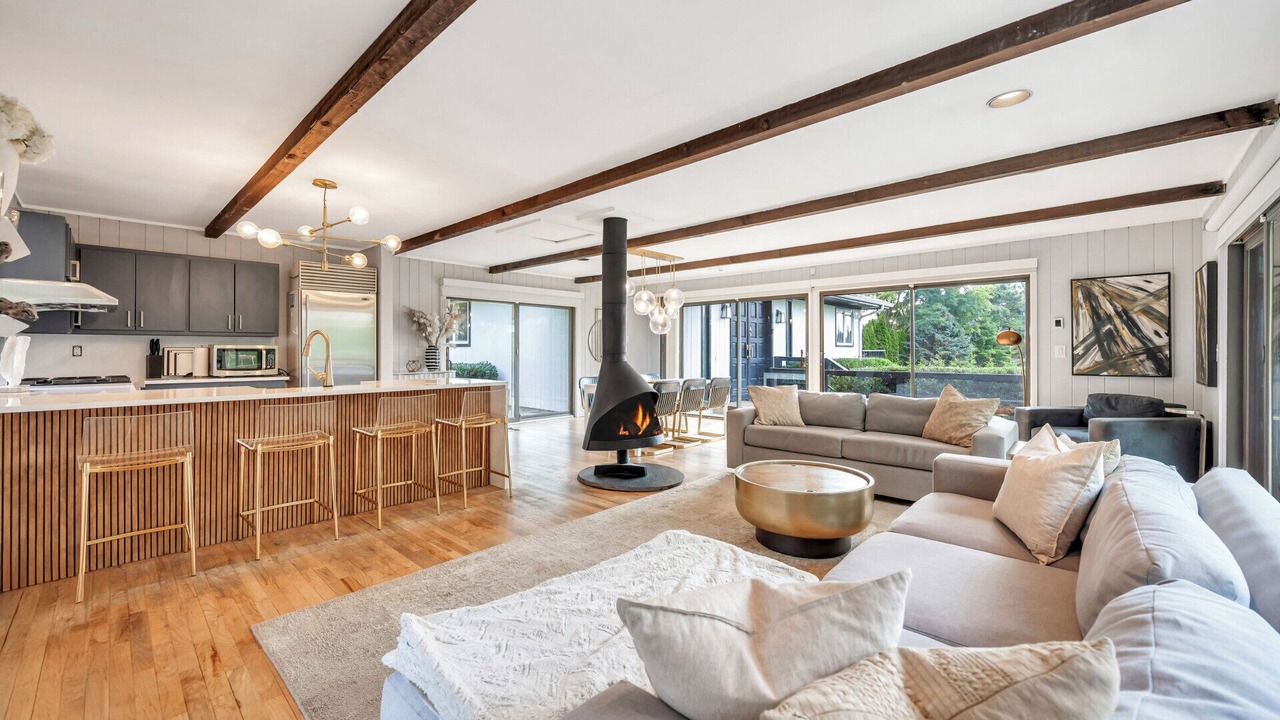 Photo of Livingroom in Shinnecock Hills