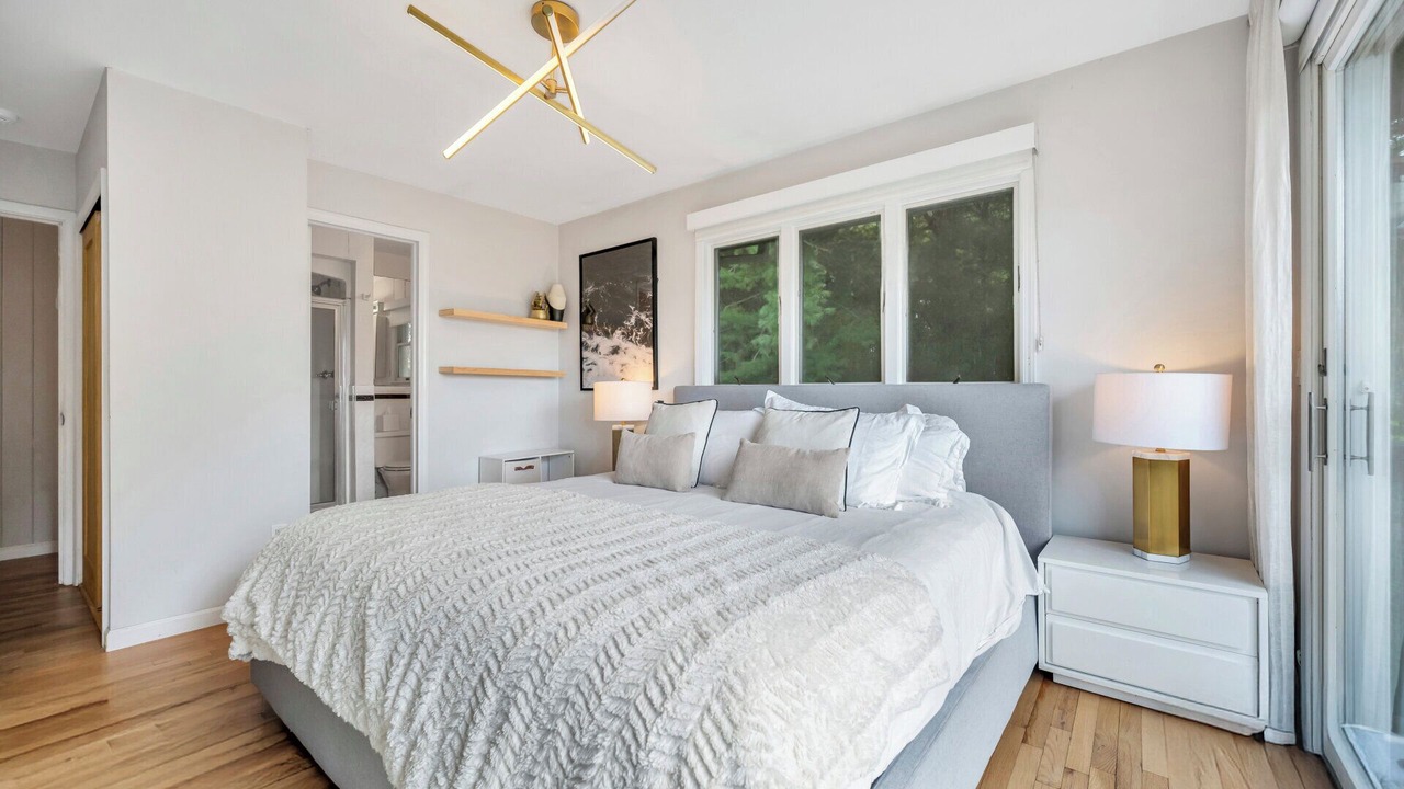 Photo of Bedroom in Shinnecock Hills