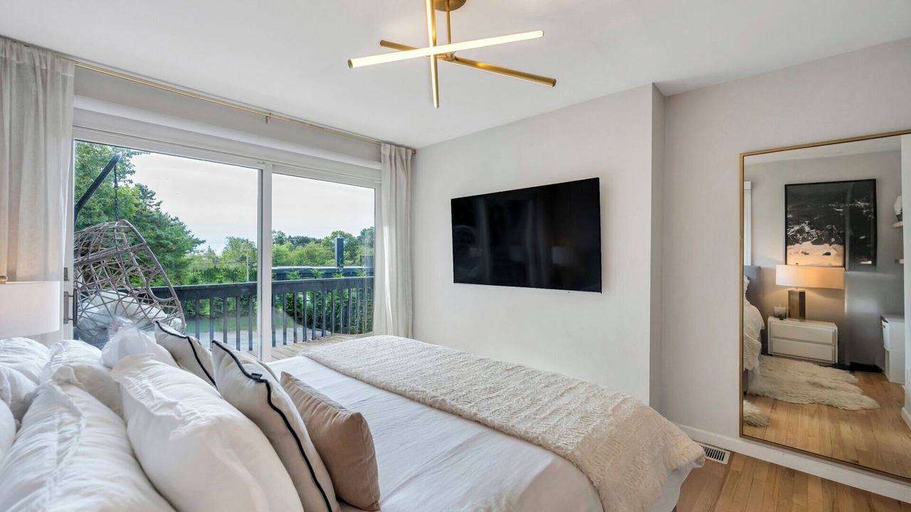 Photo of Bedroom in Shinnecock Hills