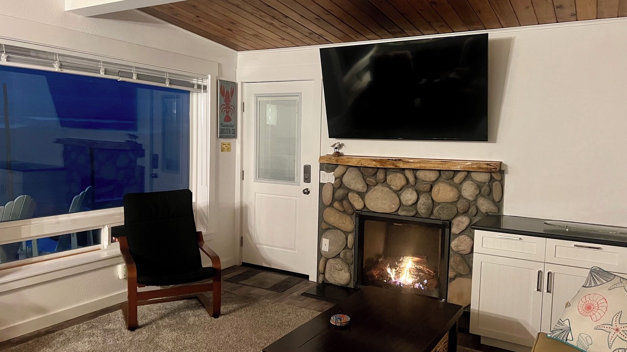 Photo of Livingroom in Oak Harbor