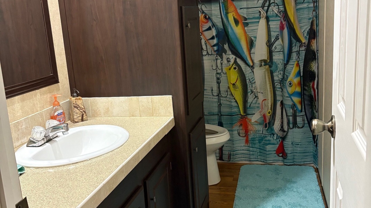 Photo of Bathroom in Hemphill