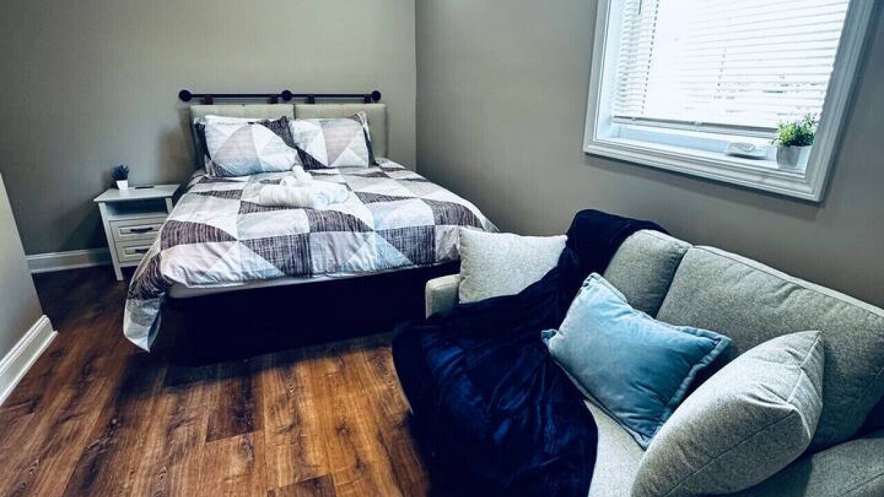 Photo of Bedroom in Downtown Niagara Falls